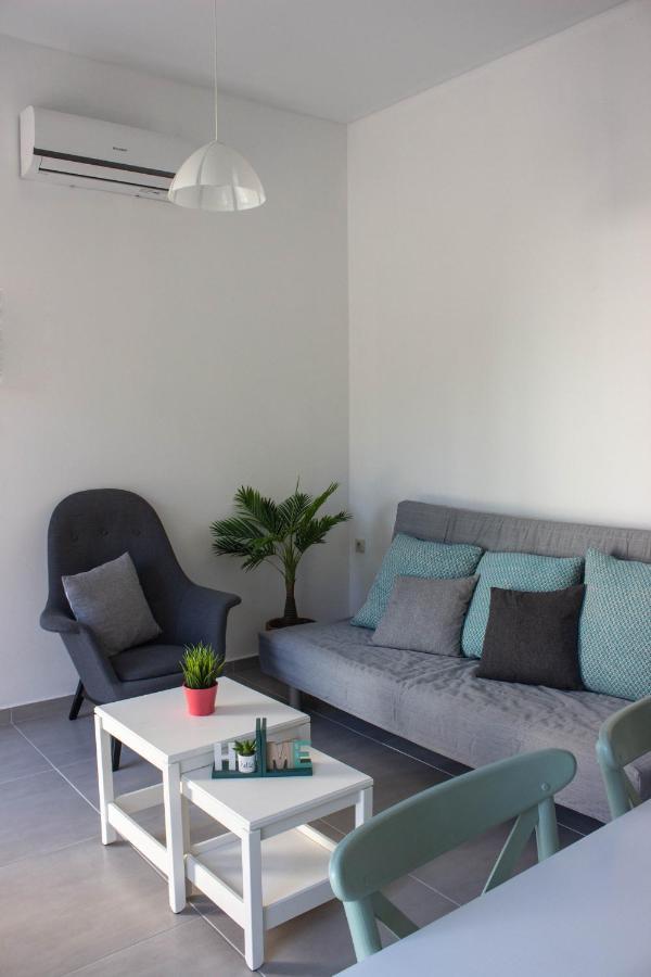 New And Airy Apartment Few Steps From The Beach Soúgia Buitenkant foto